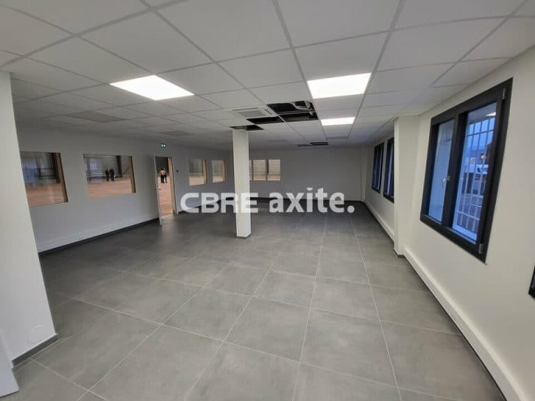 Locaux d'activités à vendre LA RAVOIRE 73.23501 - 73.23501_VENTE_Activites_LA_RAVOIRE_5.jpg