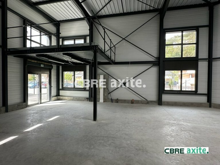 Locaux d'activités à vendre SAINT-MICHEL-DE-MAURIENNE 73.23503 - 73.23503_VENTE_Activites_SAINT-MICHEL-DE-MAURIENNE_1.jpg