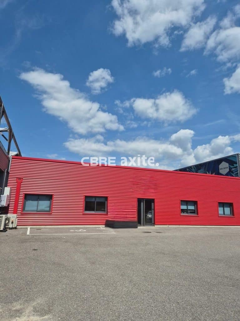 Locaux d'activités à vendre SAINTE-HELENE-DU-LAC 73.23507 - 73.23507_VENTE_Activites_SAINTE-HELENE-DU-LAC_2.jpg