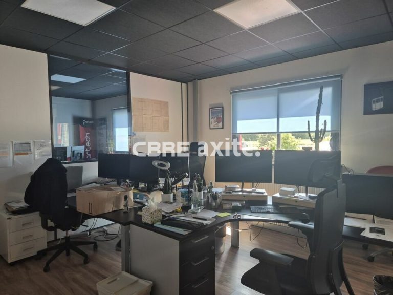 Locaux d'activités à vendre SAINTE-HELENE-DU-LAC 73.23507 - 73.23507_VENTE_Activites_SAINTE-HELENE-DU-LAC_3.jpg