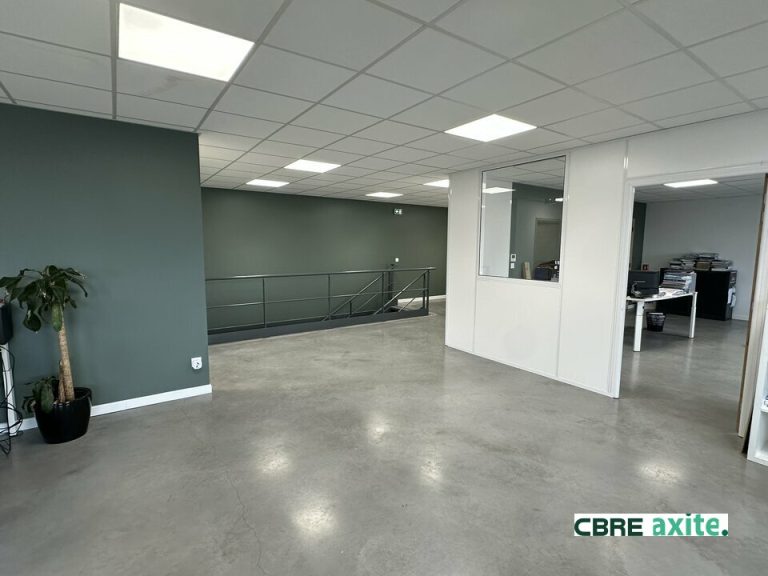 Locaux d'activités à vendre CHAMBERY 73.23508 - 73.23508_VENTE_Activites_CHAMBERY_2.jpg