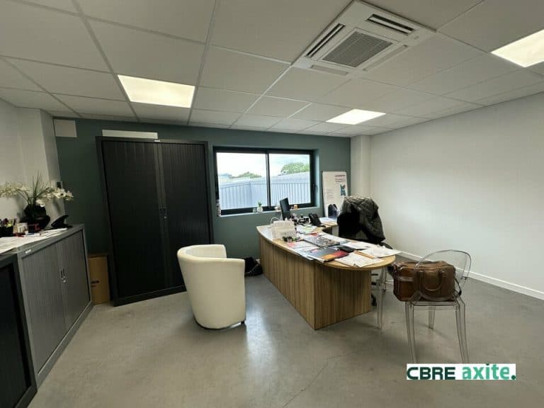 Locaux d'activités à vendre CHAMBERY 73.23508 - 73.23508_VENTE_Activites_CHAMBERY_5.jpg