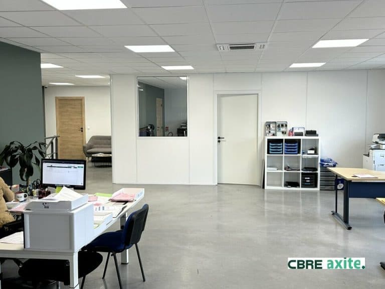 Locaux d'activités à vendre CHAMBERY 73.23508 - 73.23508_VENTE_Activites_CHAMBERY_6.jpg