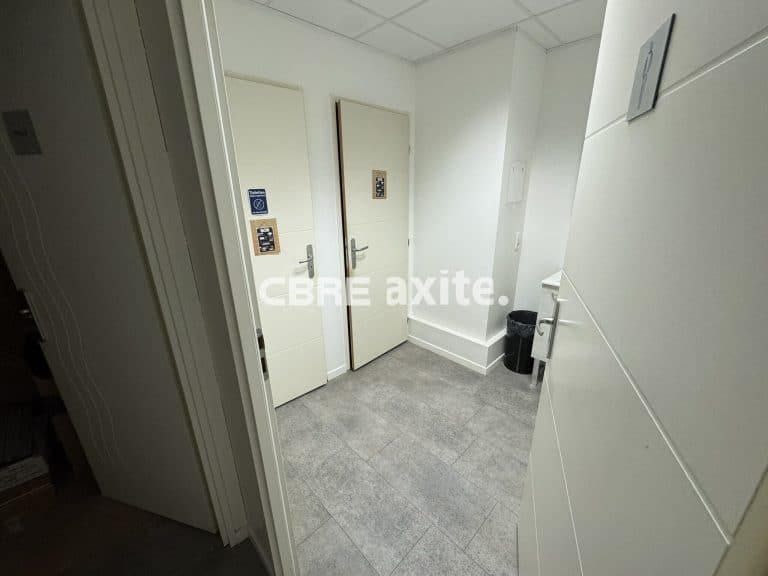 Bureaux à louer CHAMBÉRY 73.23525 - 73.23525_LOCATION_Bureaux_CHAMBERY_3.jpg