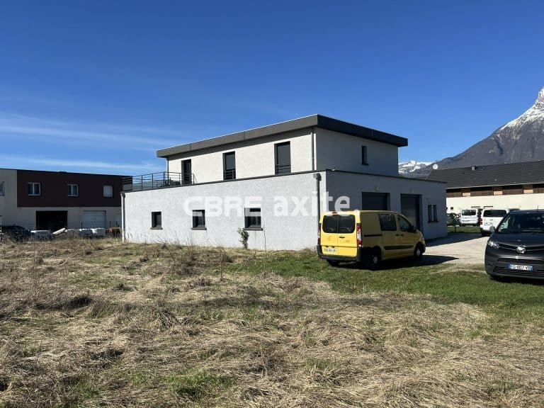 Locaux d'activités à vendre AITON 73.23526 - 73.23526_VENTE_Activites_AITON_1.jpg