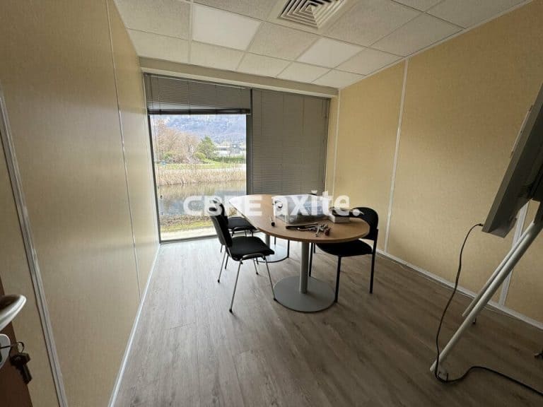 Bureaux à louer MERY 73.23548 - 73.23548_LOCATION_Bureaux_MERY_3.jpg