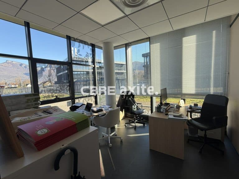 Bureaux à louer CHALLES LES EAUX 73.23558 - 73.23558_LOCATION_Bureaux_CHALLES_LES_EAUX_1.jpg