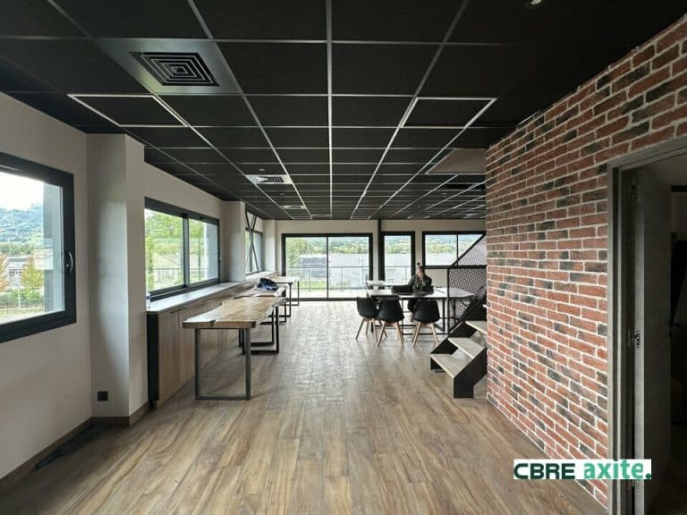 Bureaux à louer VOGLANS 73.23571 - 73.23571_LOCATION_Bureaux_VOGLANS_2.jpg