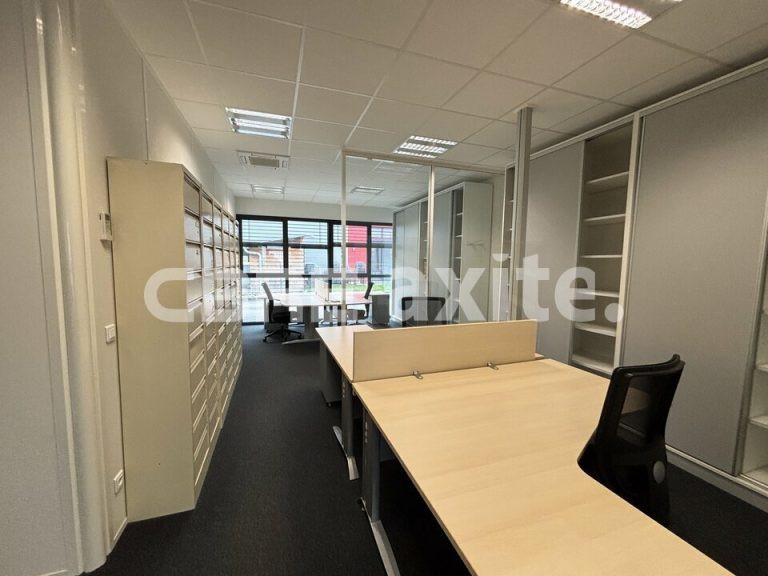 Bureaux à louer SAINT PIERRE EN FAUCIGNY 74.22023 - 74.22023_LOCATION_Bureaux_SAINT_PIERRE_EN_FAUCIGNY_3.jpg