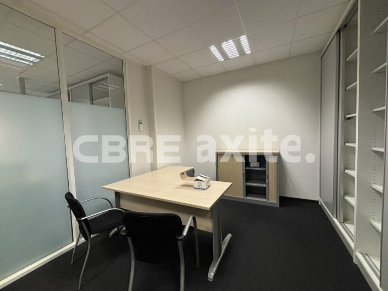 Bureaux à louer SAINT PIERRE EN FAUCIGNY 74.22023 - 74.22023_LOCATION_Bureaux_SAINT_PIERRE_EN_FAUCIGNY_4.jpg