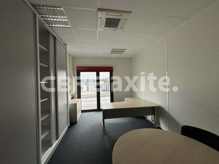 Bureaux à louer SAINT PIERRE EN FAUCIGNY 74.22023 - 74.22023_LOCATION_Bureaux_SAINT_PIERRE_EN_FAUCIGNY_7.jpg