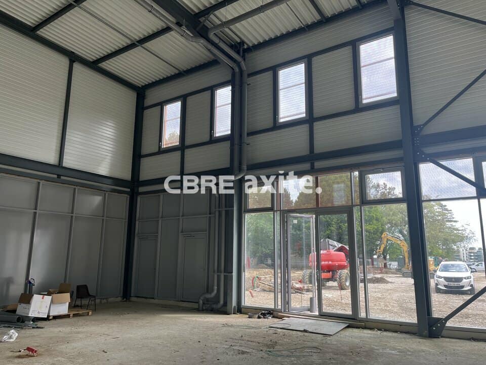 Local commercial de 761 m² à vendre à Ferney-Voltaire, photo 5 sur 8