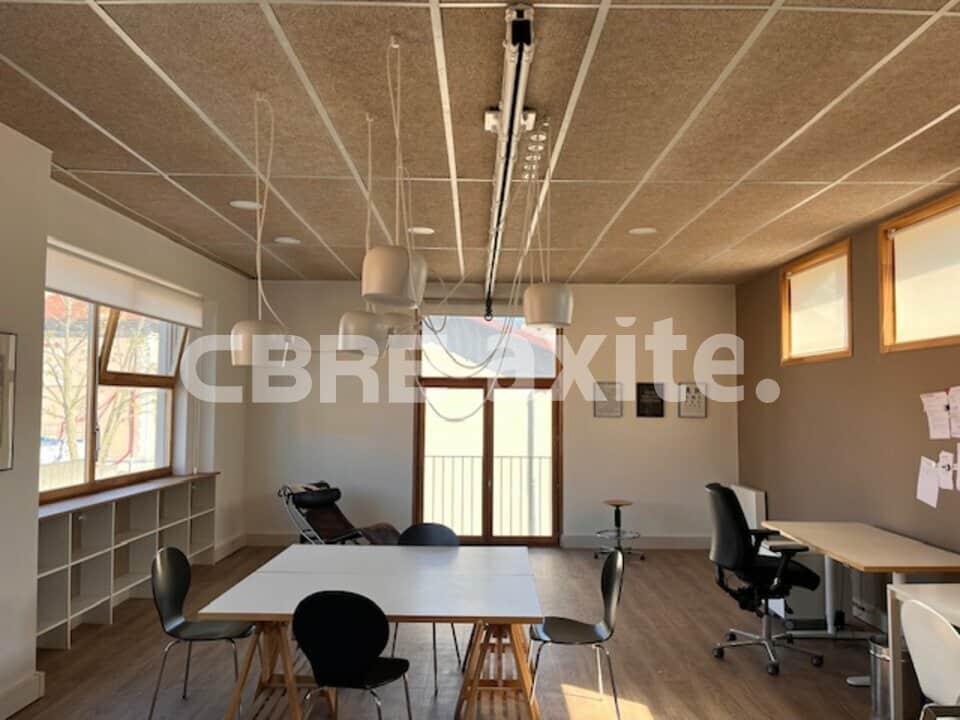 Bureaux de 95 m² à louer à Romans-sur-Isère, photo 2 sur 7