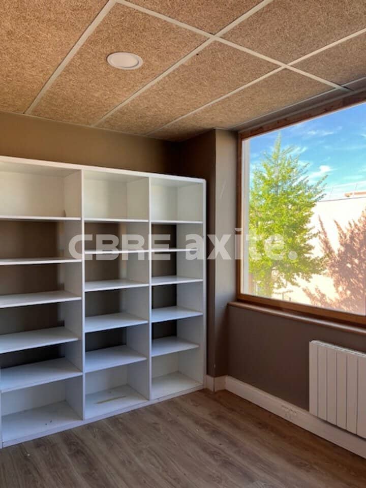 Bureaux de 95 m² à louer à Romans-sur-Isère, photo 4 sur 7