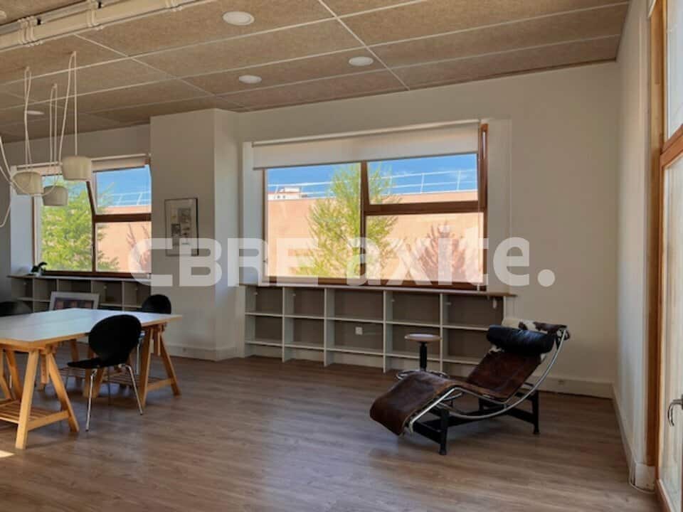 Bureaux de 95 m² à louer à Romans-sur-Isère, photo 5 sur 7