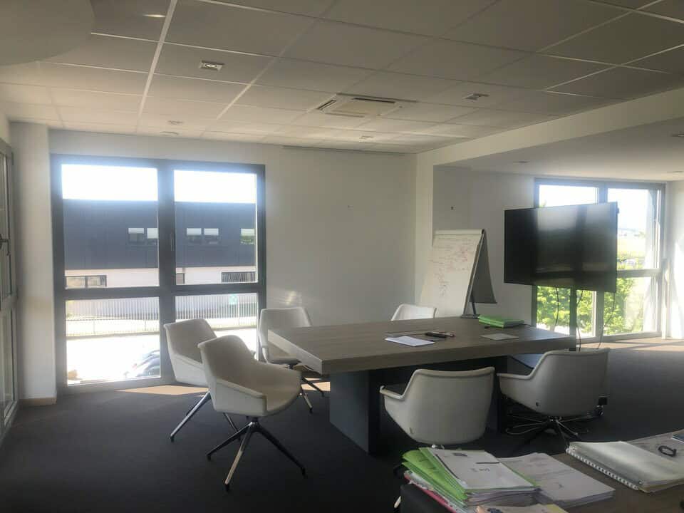 Bureaux de 963 m² à louer à Valence, photo 4 sur 8
