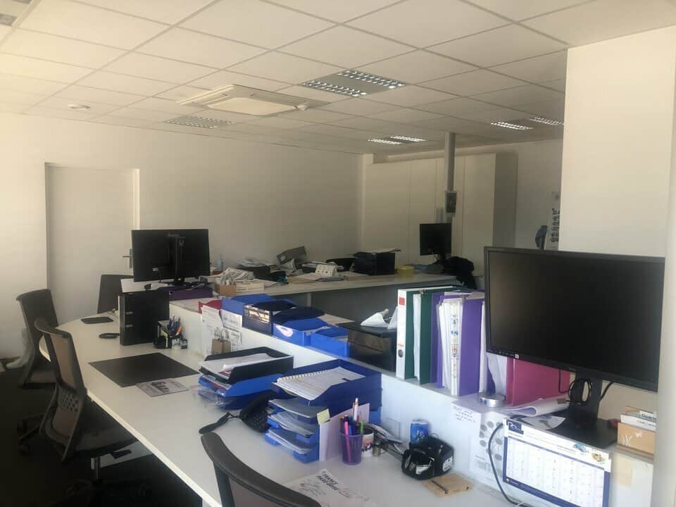 Bureaux de 963 m² à louer à Valence, photo 6 sur 8