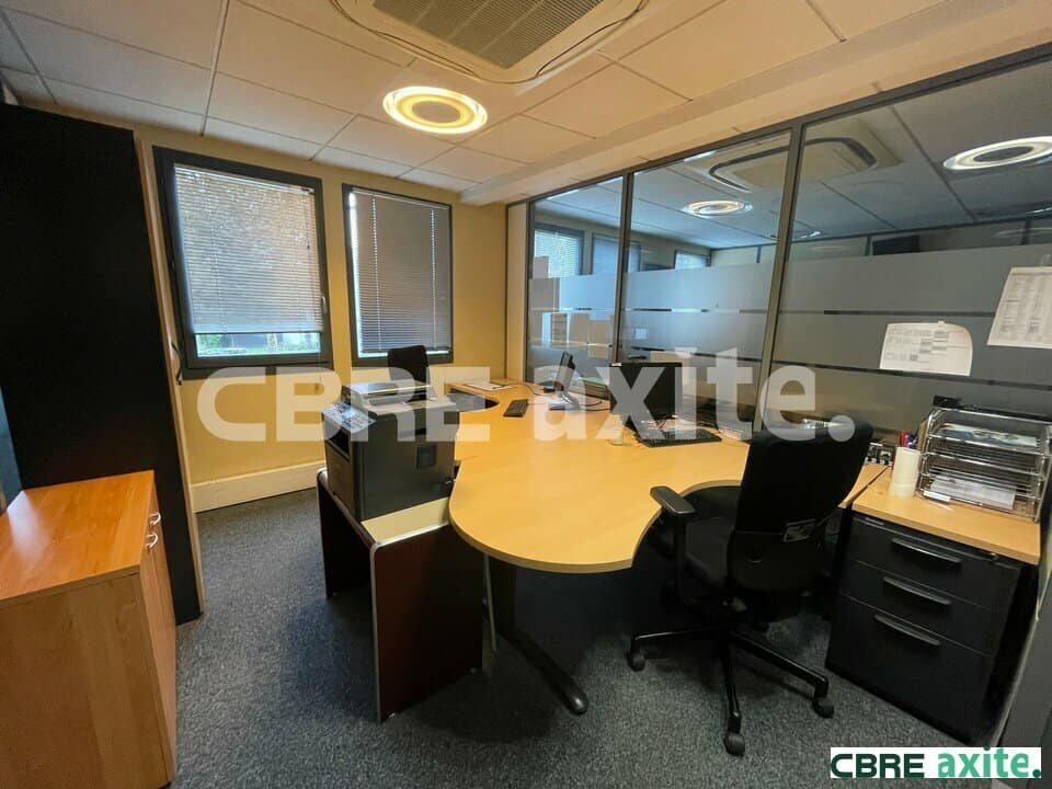 Bureaux de 900 m² à vendre à Meylan, photo 3 sur 4
