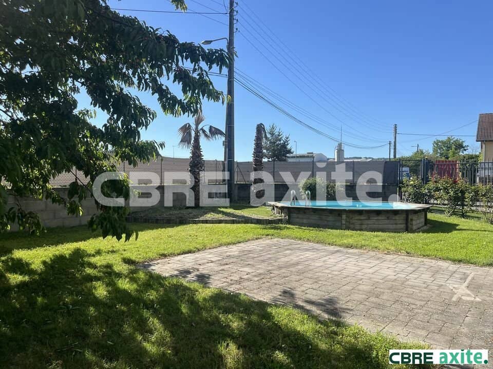 Local d’activité de 490 m² à vendre à Cessieu, photo 5 sur 8