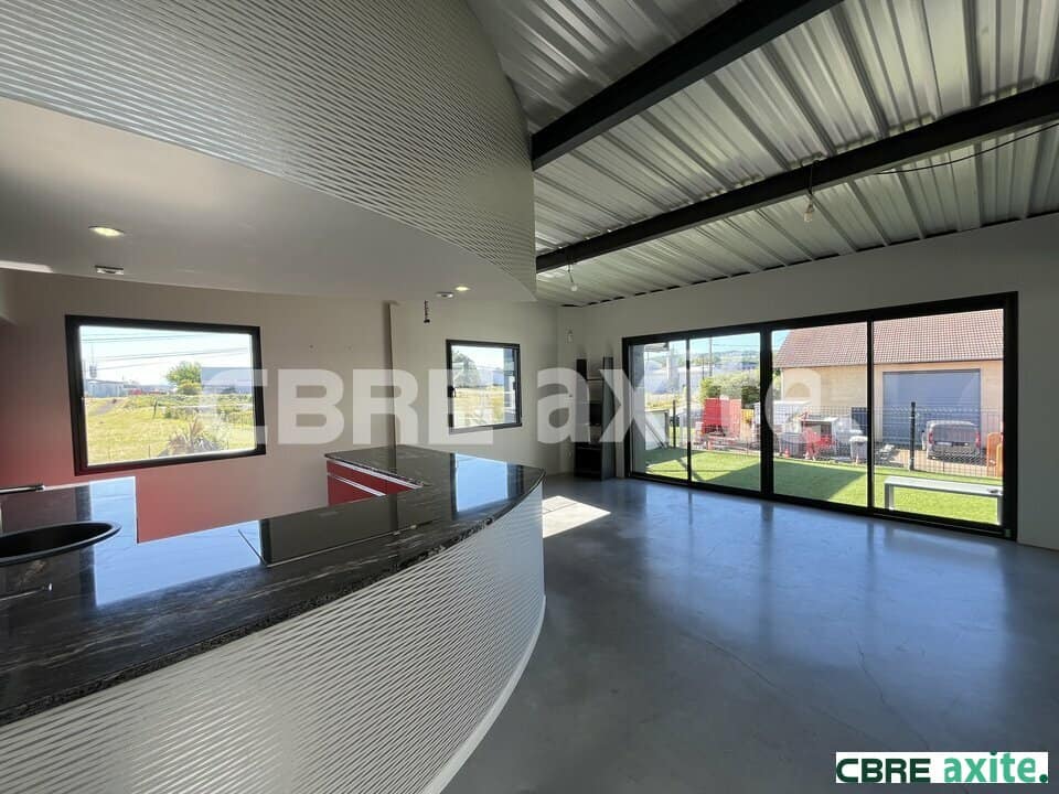 Local d’activité de 490 m² à vendre à Cessieu, photo 8 sur 8