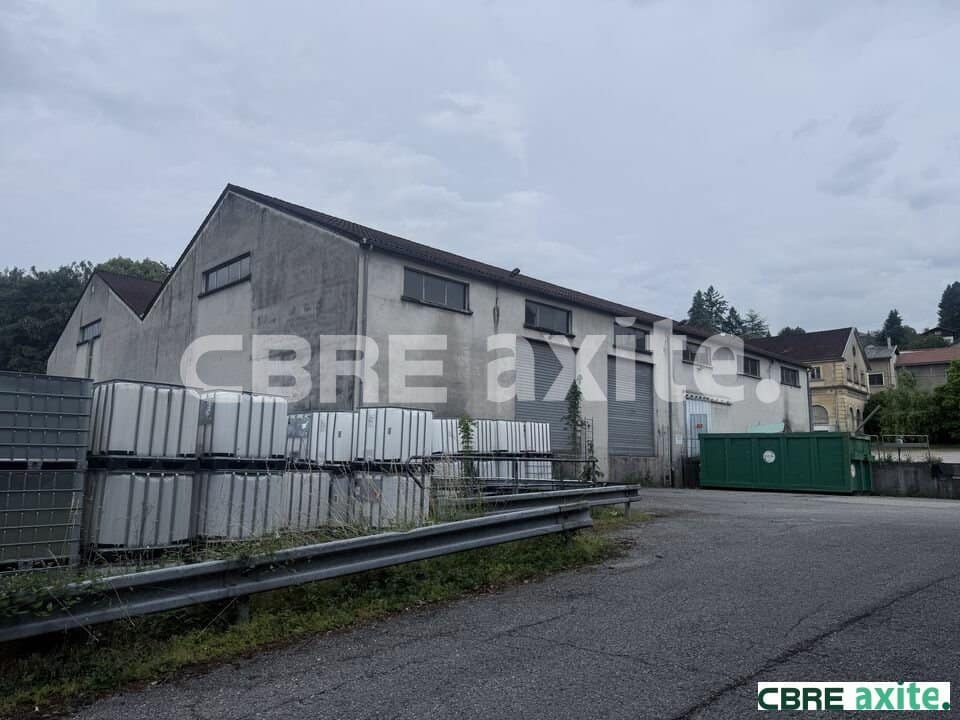 Local d’activité de 3 979 m² à vendre à La Côte-Saint-André, photo 2 sur 5