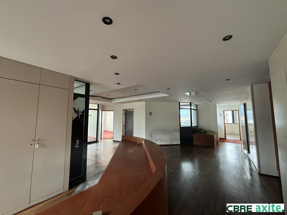 Bureaux de 271 m² à louer à Grenoble, photo 8 sur 8