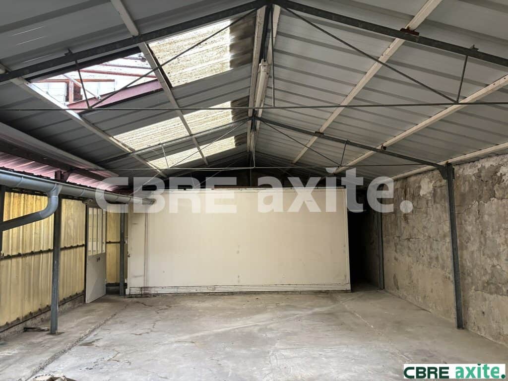 Local commercial de 205 m² à vendre à Bourgoin-Jallieu, photo 3 sur 4