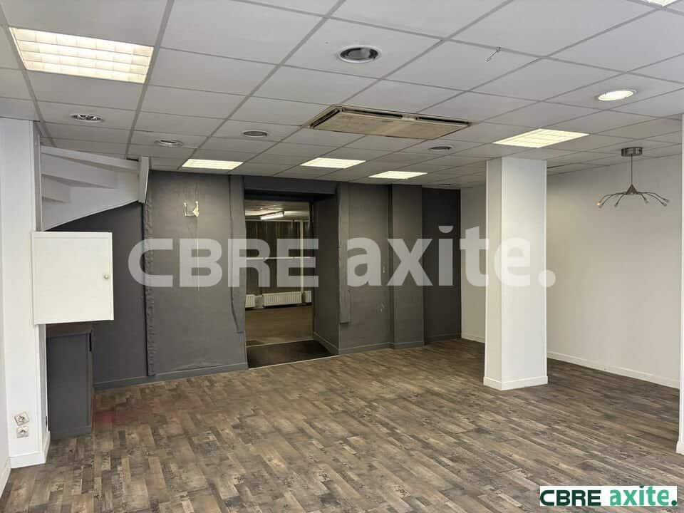 Local commercial de 205 m² à vendre à Bourgoin-Jallieu, photo 4 sur 4