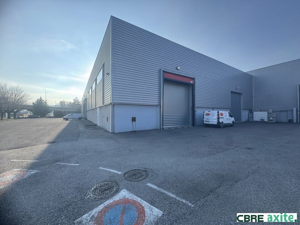 Local d’activité de 2 320 m² à louer à Échirolles, photo 5 sur 5
