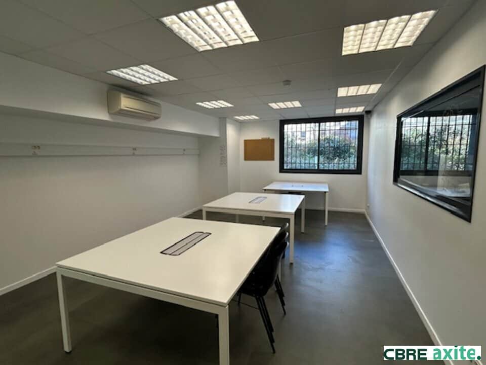 Bureaux de 950 m² à vendre à Grenoble, photo 2 sur 7