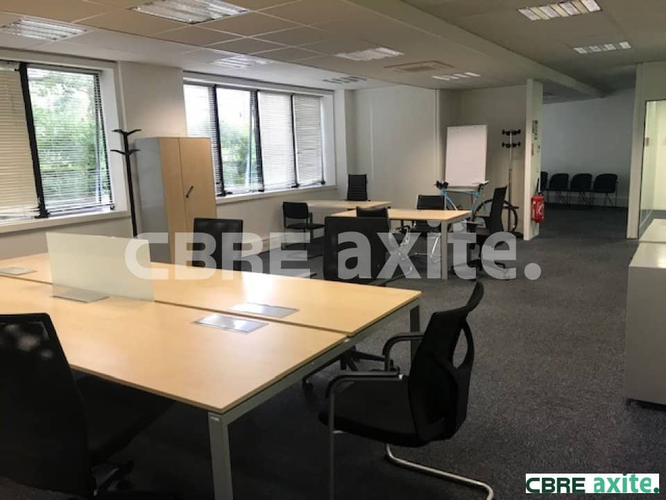 Bureaux de 222 à 1 174 m² à vendre à Grenoble, photo 2 sur 8