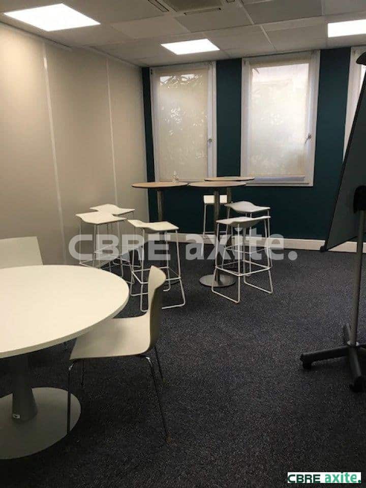 Bureaux de 222 à 1 174 m² à vendre à Grenoble, photo 3 sur 8