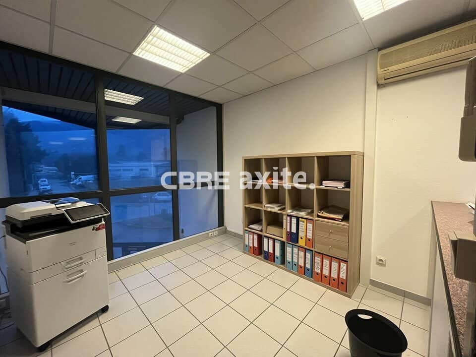 Local d’activité de 900 m² à vendre à Pontcharra, photo 8 sur 8