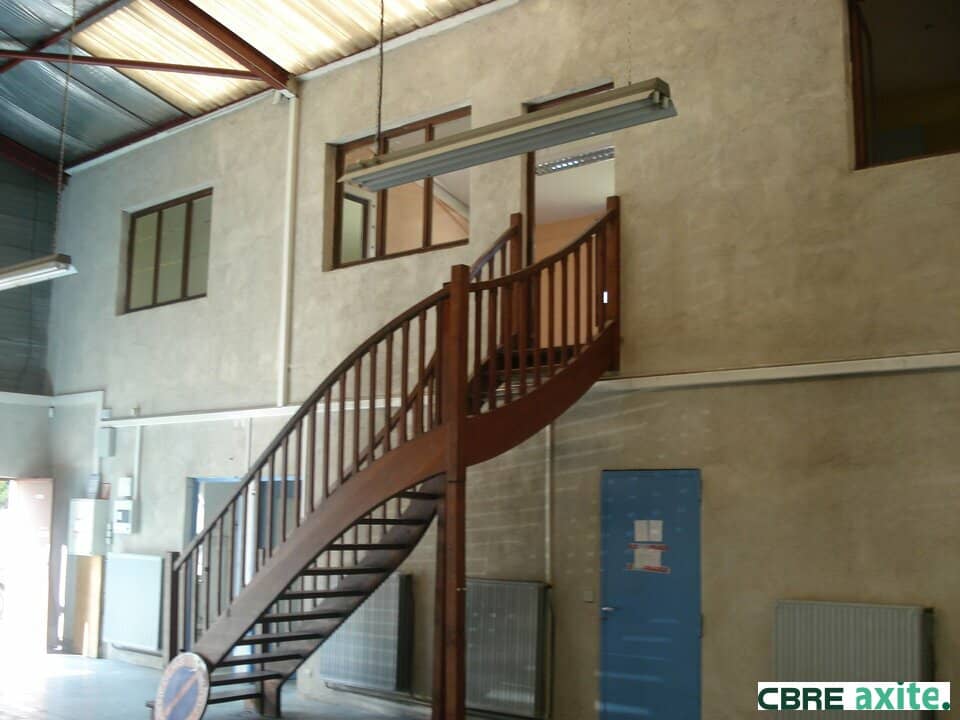 Local d’activité de 284 m² à louer à Échirolles, photo 5 sur 6
