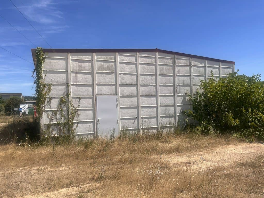 Local d’activité de 468 m² à louer à Frontonas, photo 2 sur 5