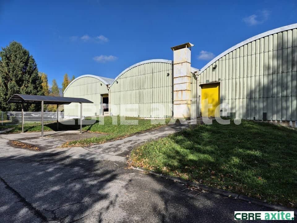 Local d’activité de 440 à 2 756 m² à louer à Échirolles, photo 3 sur 6