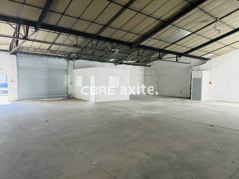 Local d’activité de 408 m² à louer à Pontcharra, photo 4 sur 6