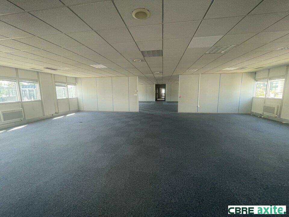 Bureaux de 133 à 947,7 m² à louer à Meylan, photo 3 sur 5