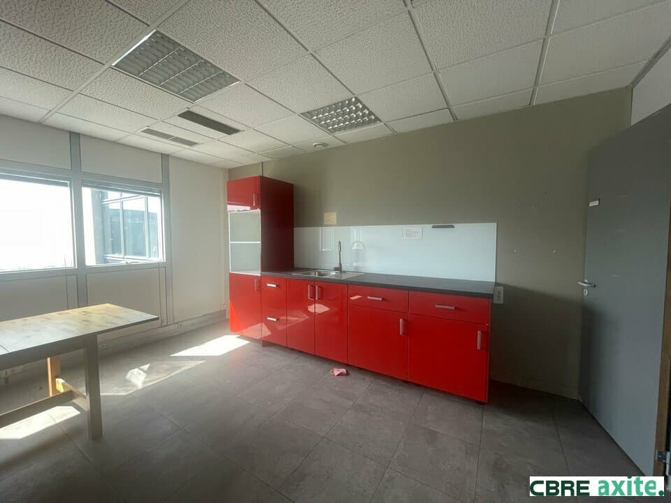 Bureaux de 133 à 947,7 m² à louer à Meylan, photo 5 sur 5