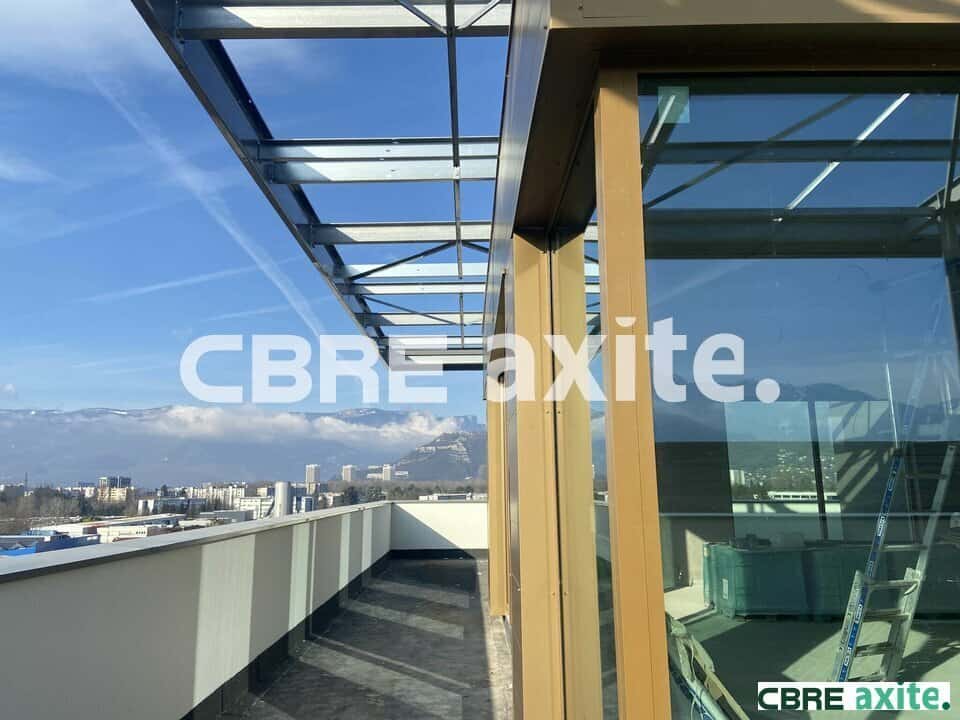Local d’activité de 182 à 1 818,6 m² à louer à Saint-Martin-d'Hères, photo 4 sur 8