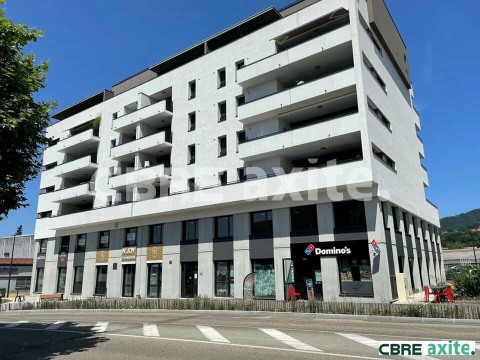 Bureaux de 173 à 925,5 m² à vendre à Voiron, photo 4 sur 8