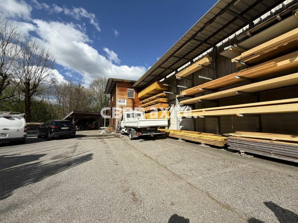 Local d’activité de 2 713 m² à vendre à Barberaz, photo 2 sur 8