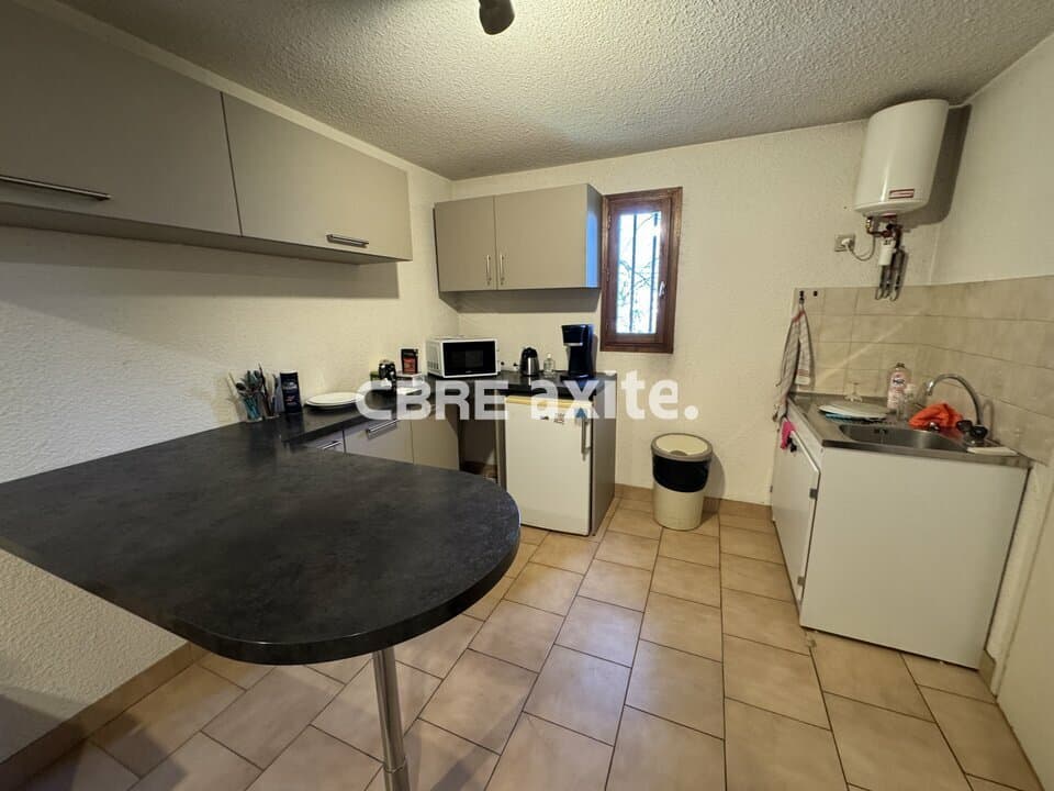 Bureaux de 223,5 m² à louer à Chambéry, photo 7 sur 8