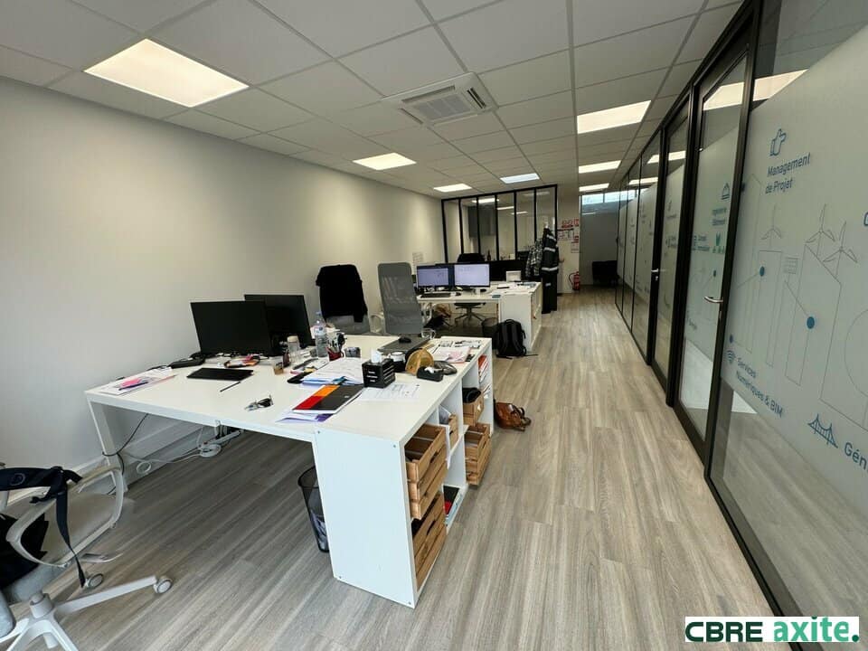 Bureaux de 86 m² à louer à Grésy-sur-Aix, photo 3 sur 6