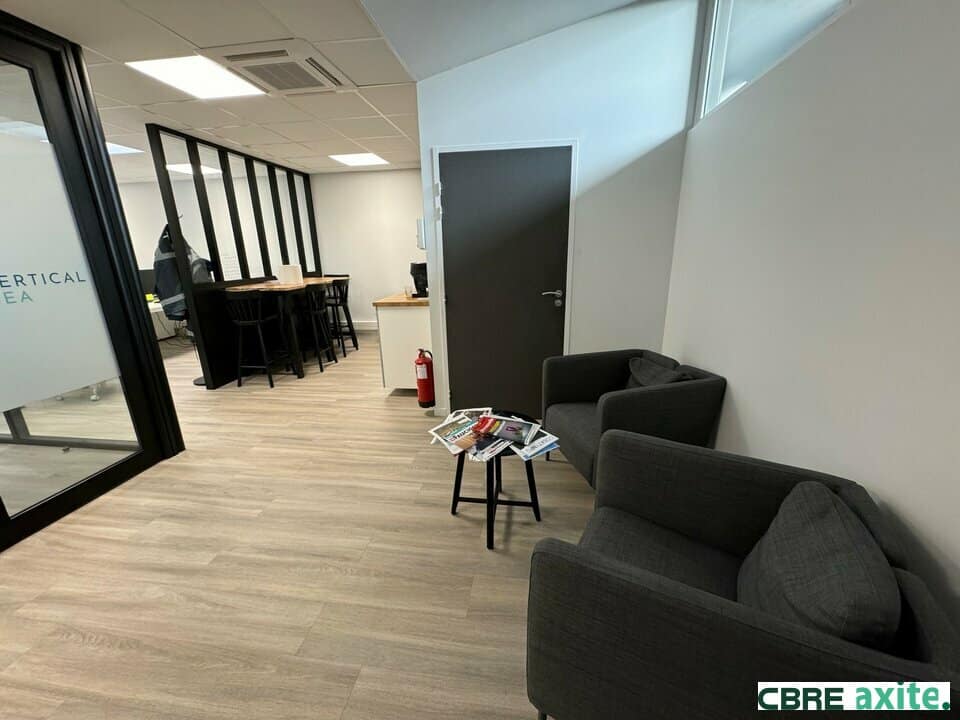 Bureaux de 86 m² à louer à Grésy-sur-Aix, photo 4 sur 6