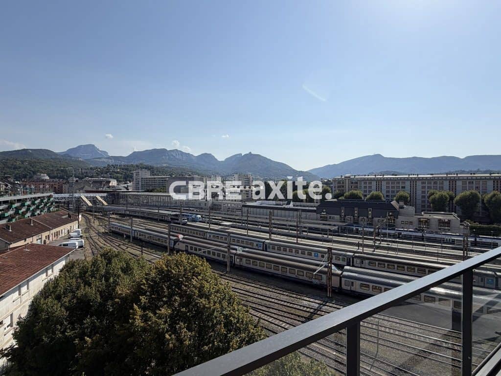 Bureaux de 301 m² à vendre à Chambéry, photo 6 sur 7