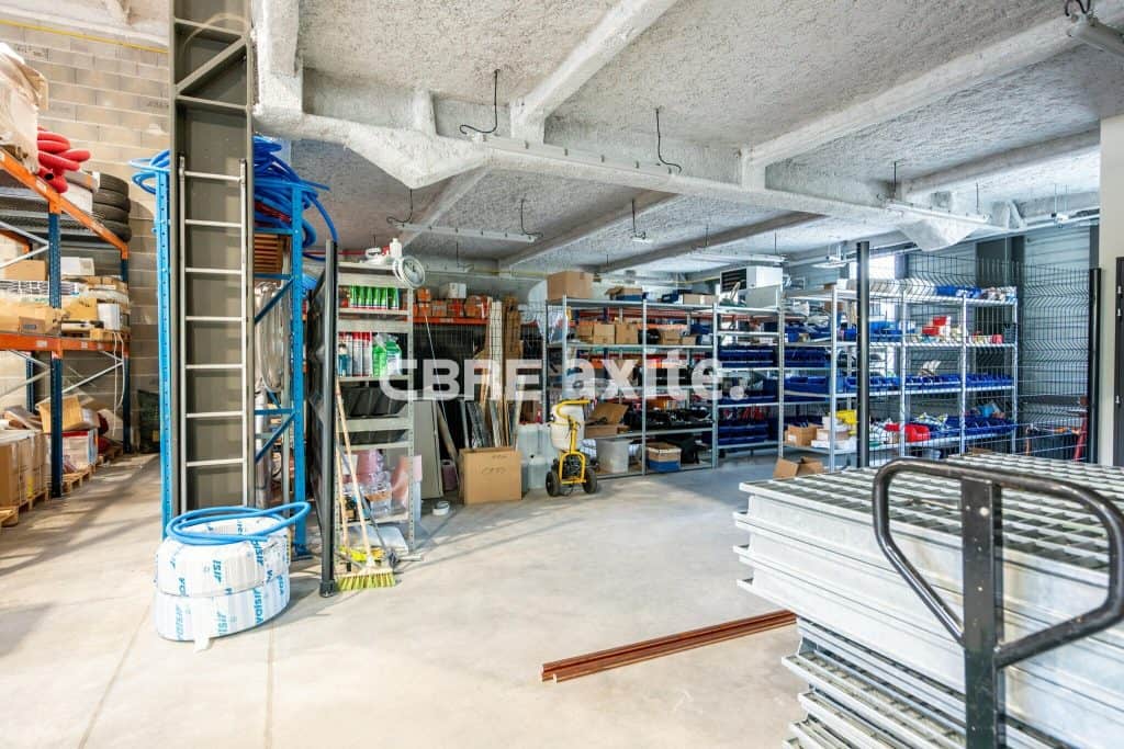 Local d’activité de 307 m² à vendre à Méry, photo 4 sur 8