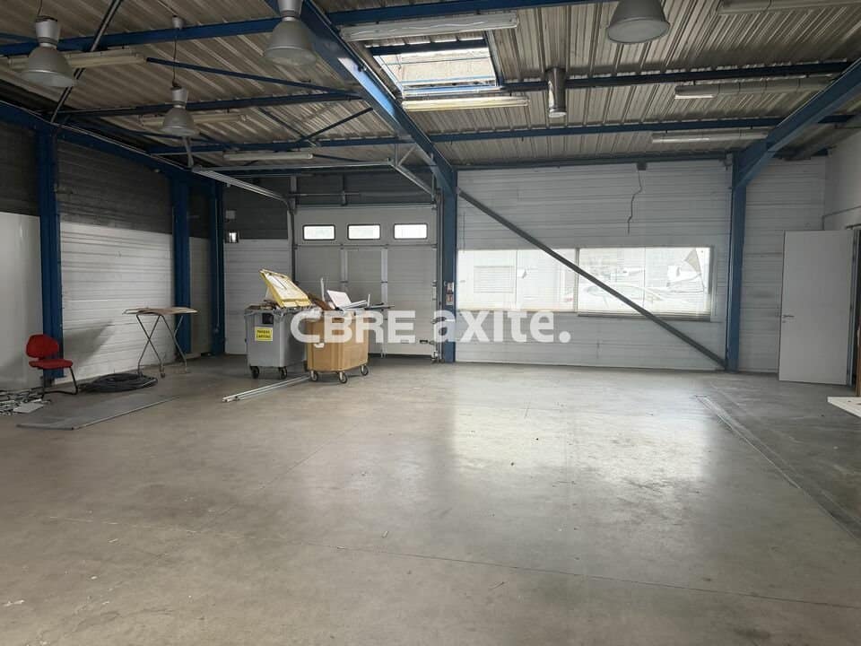 Local d’activité de 308 m² à louer à La Motte-Servolex, photo 5 sur 6
