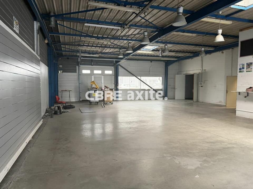 Local d’activité de 308 m² à louer à La Motte-Servolex, photo 6 sur 6
