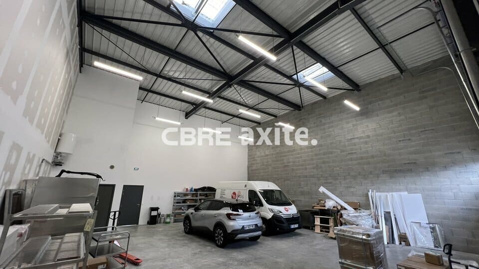 Local d’activité de 351 m² à vendre à Sainte-Hélène-du-Lac, photo 6 sur 6